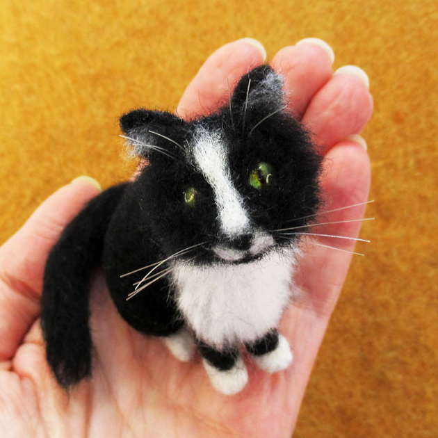 Needle Felted Realistic Cat